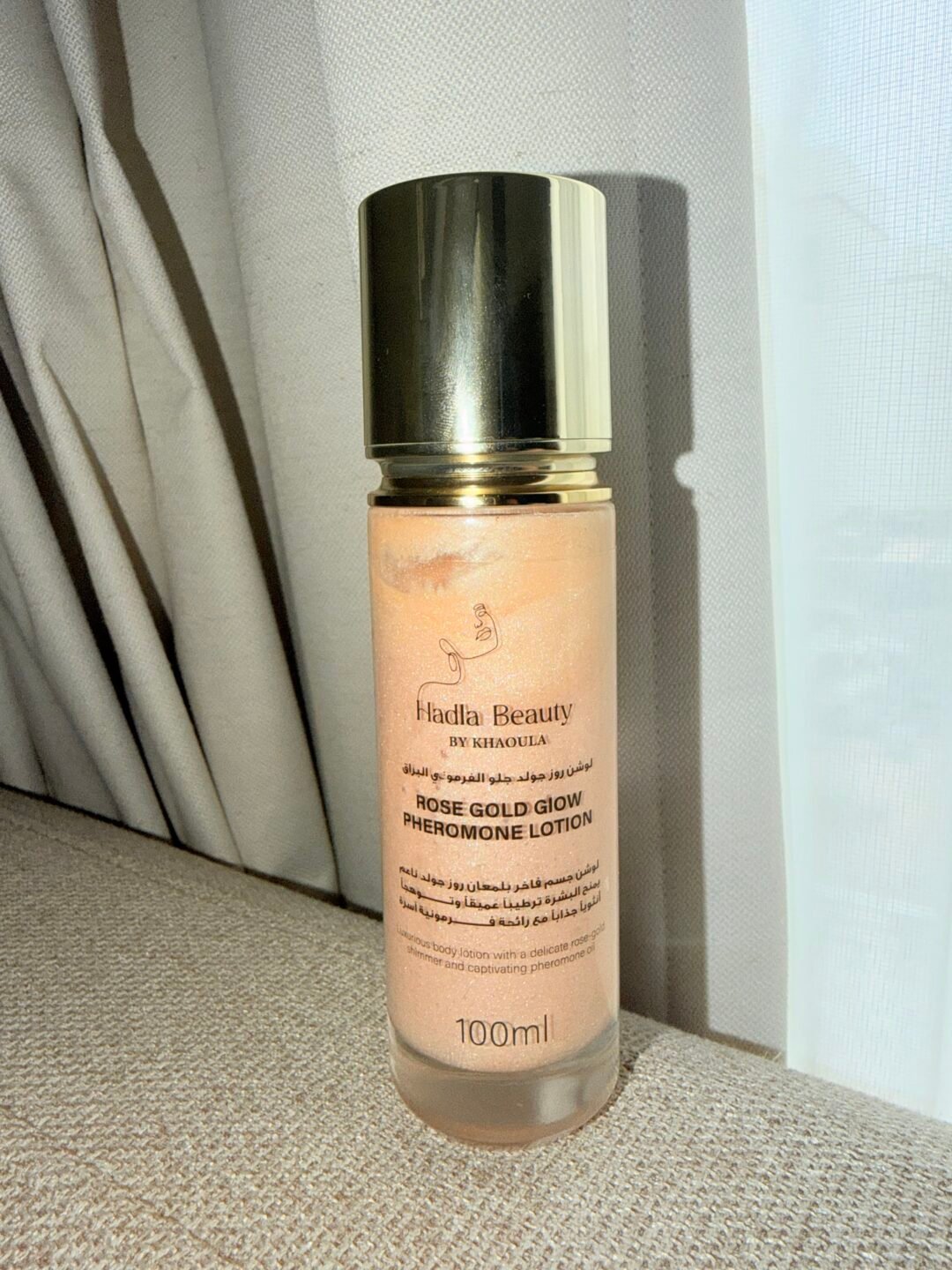 لوشن روز جولد جلو الفرموني للجسم ترطيب مع لمعة 100 مل